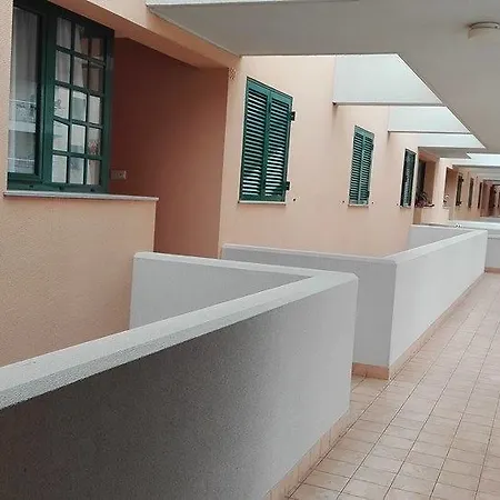 Conjunto Habitacional Das Madalenas Funchal (Madeira)