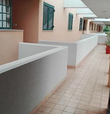 Conjunto Habitacional Das Madalenas Apartment Funchal (Madeira)